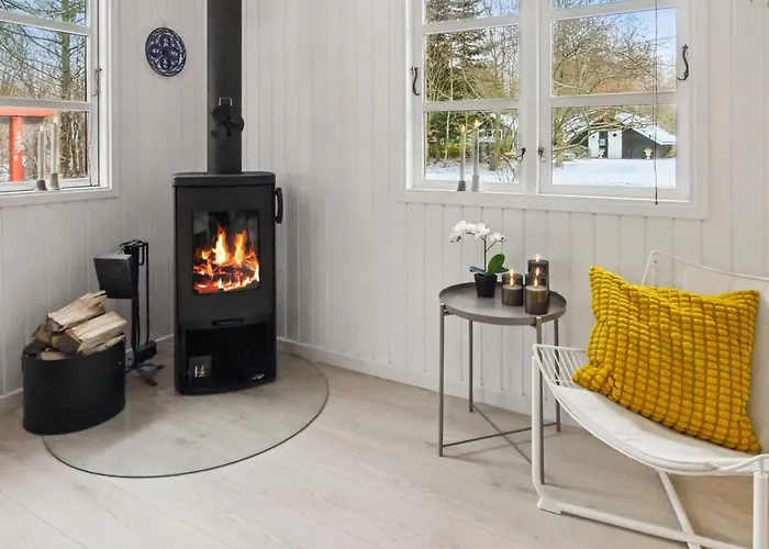 Hubertina - 30km From The Sea By Interhome Vakantiehuis