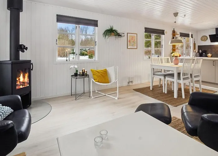 Hubertina - 30km From The Sea By Interhome Vakantiehuis *